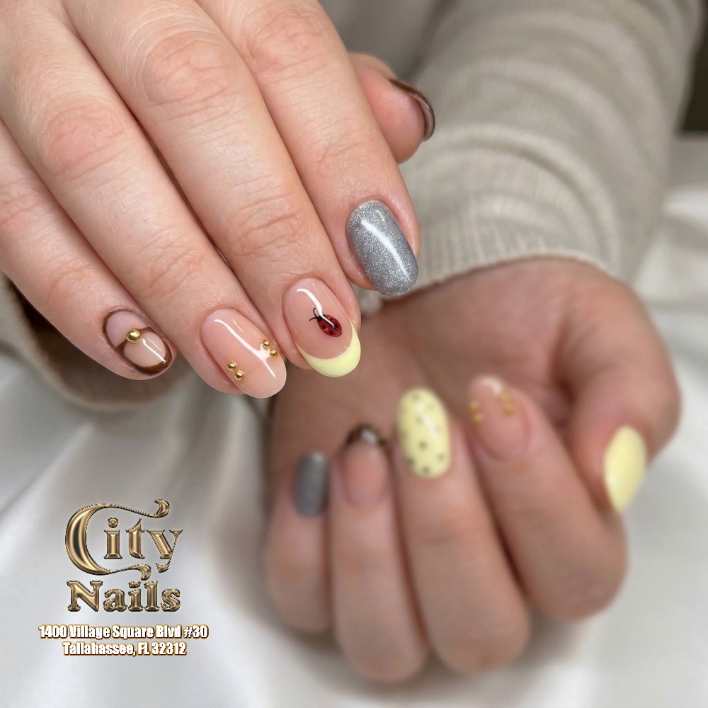 City Nails